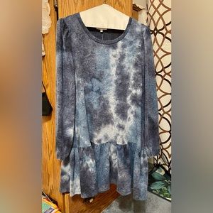 Ultra flirt, extra-large tunic, tie dye drop waist